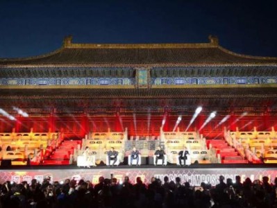快手老铁“闯入”碟中谍6发布会,只为给阿汤哥送一块“铁”?